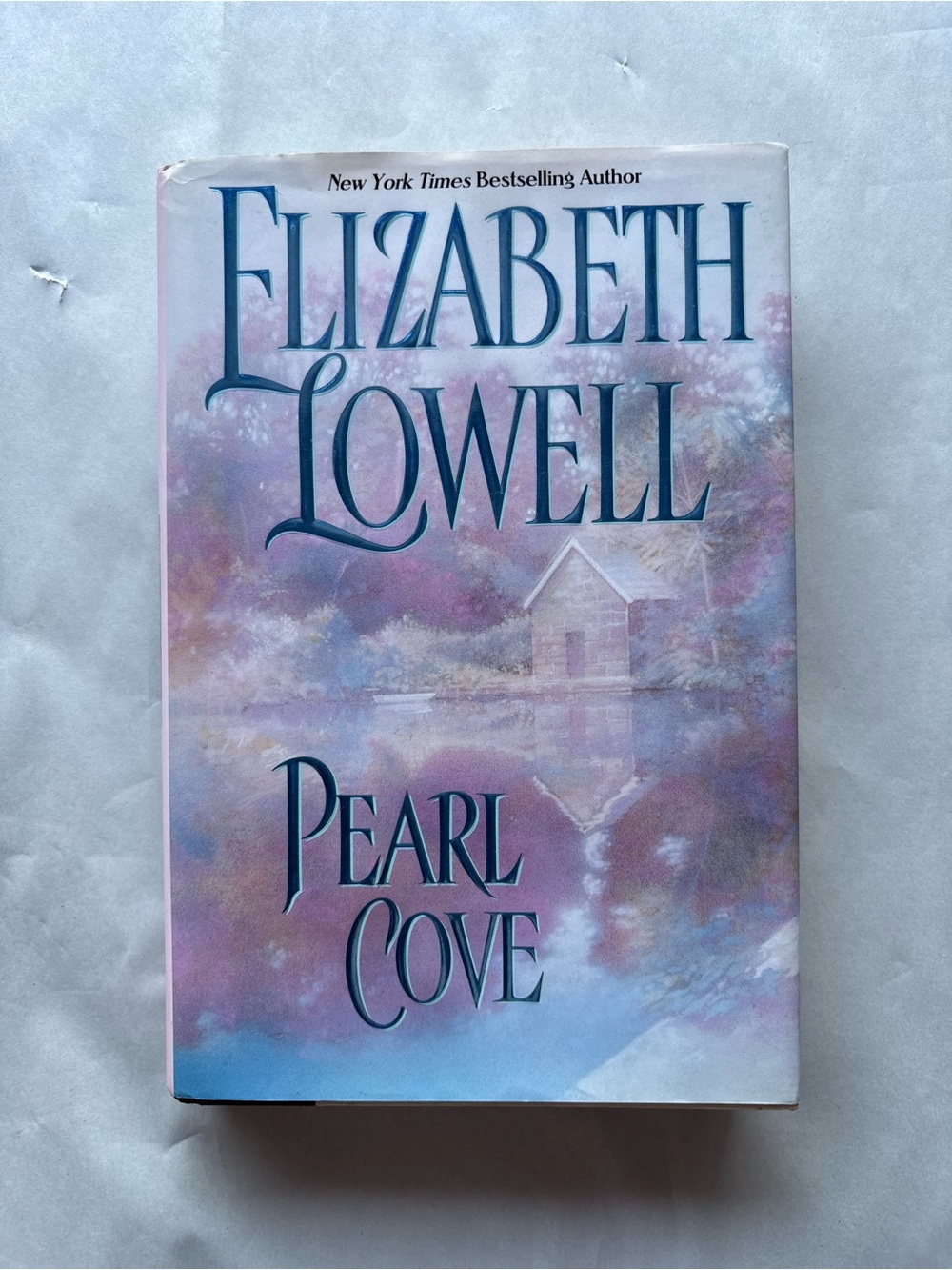 Elizabeth Lowell Pearl Cove (1999) Hardcover w/ Dust Jacket Romance Crime